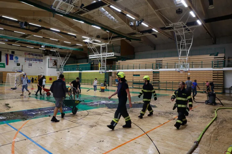 Nevrijeme potopilo Novo Mesto: Formira se nova superćelija koja ide prema susjedima