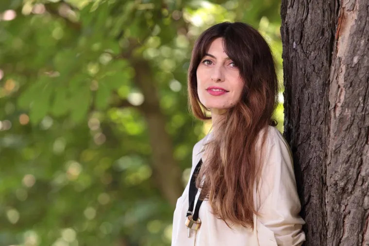 Od fado glazbe do romanse s 15 godina mlađim umjetnikom: Ovako se mijenjala Jelena Radan