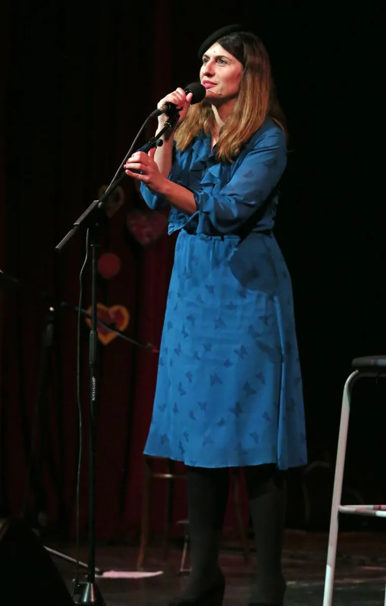 Od fado glazbe do romanse s 15 godina mlađim umjetnikom: Ovako se mijenjala Jelena Radan