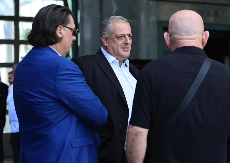 Suze, tuga i bol: Kolege i obitelj oprostili su se od Roberta Valdeca