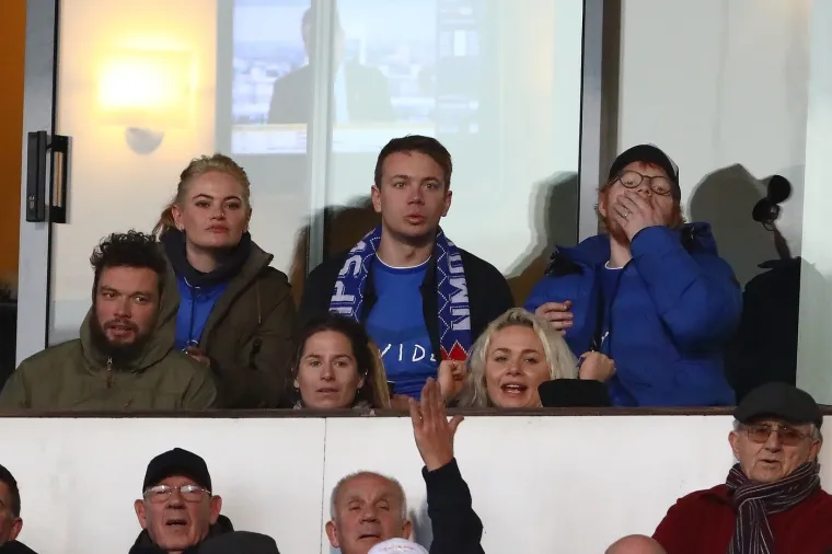 Tko je supruga Eda Sheerana? Igra hokej i vje&scaron;to se skriva od očiju javnosti