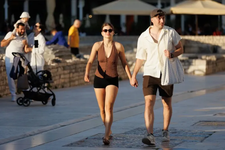 U ovu djevojku svi su gledali: Zanosnom figurom i osmijehom osvojila Zadrane