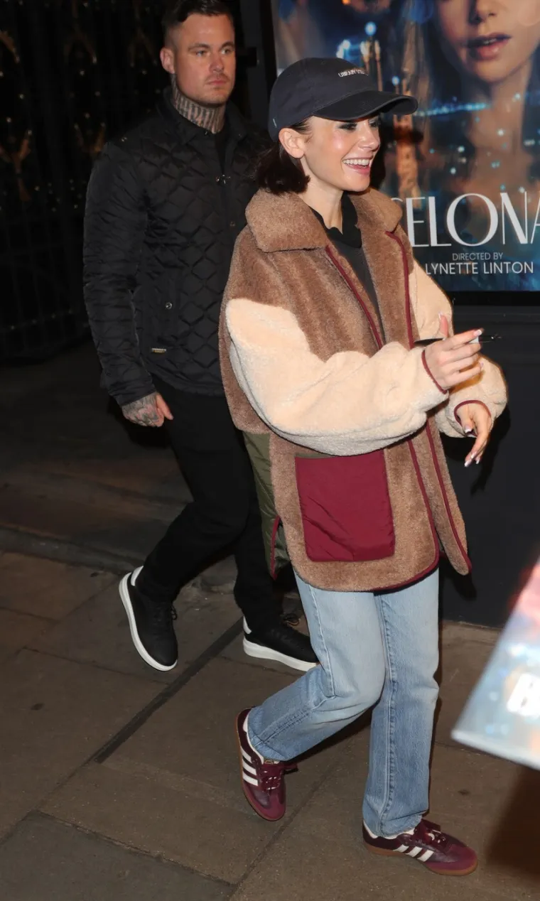 Glavna zvijezda serije 'Emily in Paris' zabrinula fanove zbog izgleda, ponovno boluje od anoreksije?