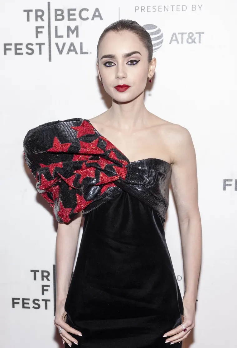 Glavna zvijezda serije 'Emily in Paris' zabrinula fanove zbog izgleda, ponovno boluje od anoreksije?