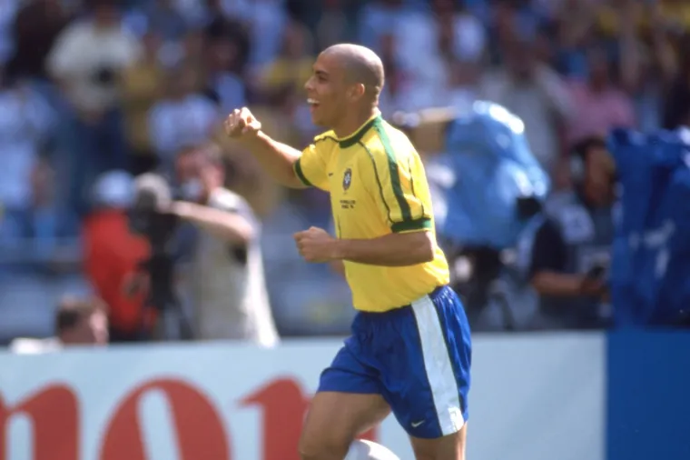 Ronaldo je neprepoznatljiv: Ovako sada izgleda po mnogima najbolji napadač ikada