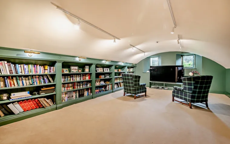 Nevjerojatno što ovaj dvorac sve nudi: Izgleda poput bajke, a vrijedi kao suho zlato