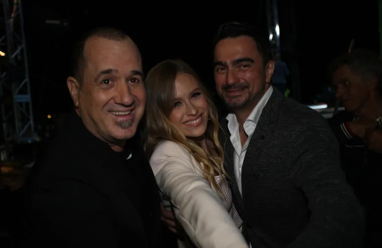 Od pop hitova do ljubavi s tajanstvenim odvjetnikom: Ovako je Domenica izgledala na početku karijere