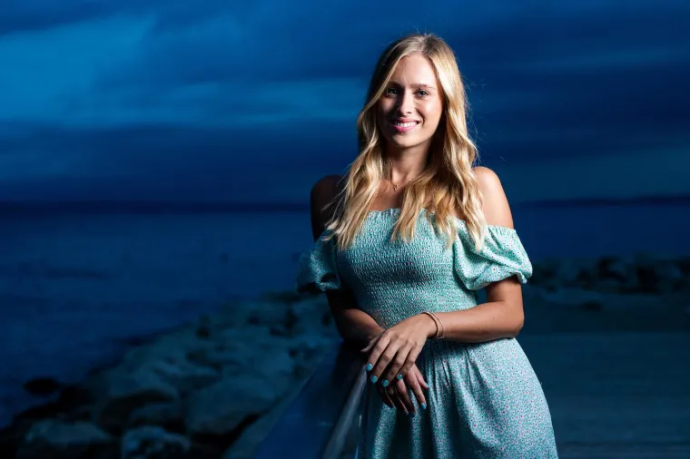 Od pop hitova do ljubavi s tajanstvenim odvjetnikom: Ovako je Domenica izgledala na početku karijere