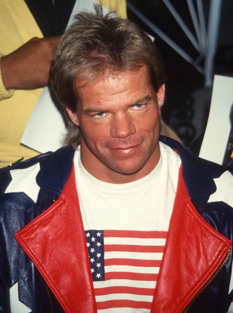 Nekada&scaron;nja WWE zvijezda prohodala nakon gotovo 20 godina u kolicima