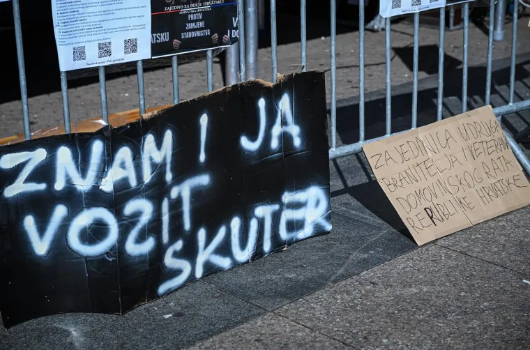 Okupirali glavni zagrebački trg, a nisu molitelji: 'Nismo ustaše, ali ćemo ustati'