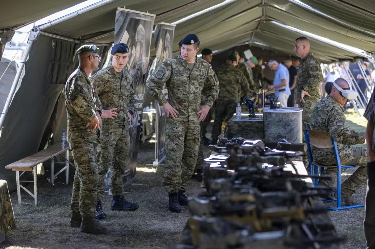 Rafalei grmili iznad Vukovara: Hrvatska vojska pokazala čime raspolaže