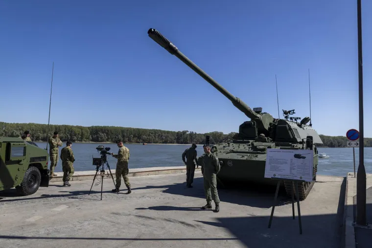 Rafalei grmili iznad Vukovara: Hrvatska vojska pokazala čime raspolaže
