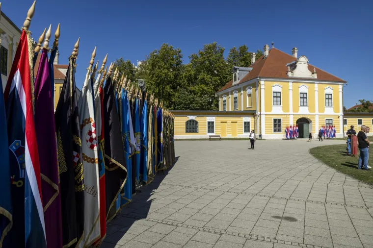 Rafalei grmili iznad Vukovara: Hrvatska vojska pokazala čime raspolaže