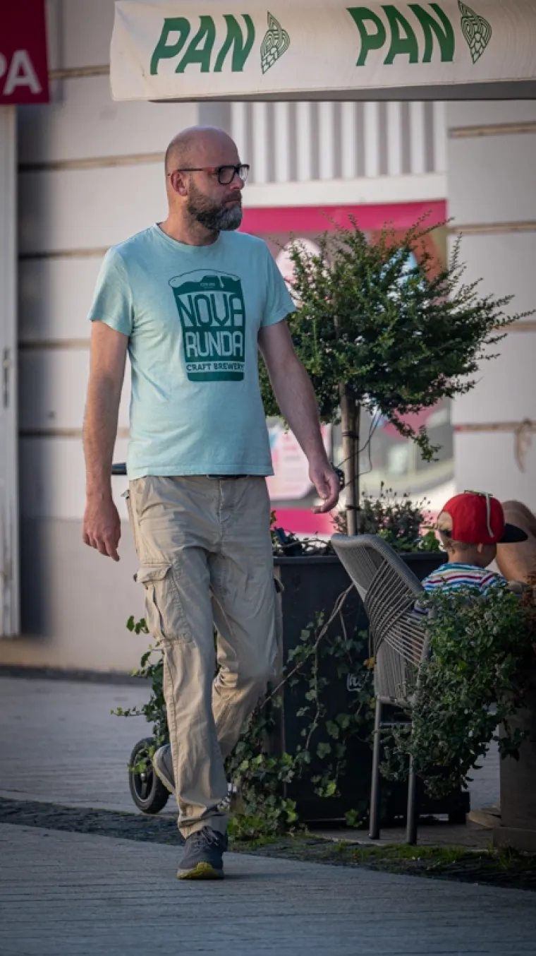 Nema tko se nije zagledao u gospođu s ko&scaron;uljom leopard uzorka: Čakovec ovih dana vrvi bojama