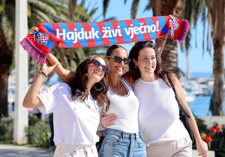 Ljubav prema Hajduku ne poznaje granice: Na derbi se ide i sa &scaron;takama