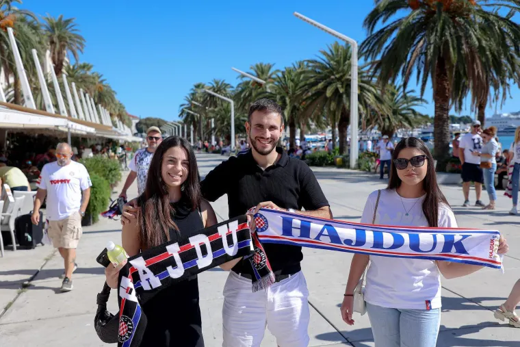 Ljubav prema Hajduku ne poznaje granice: Na derbi se ide i sa &scaron;takama