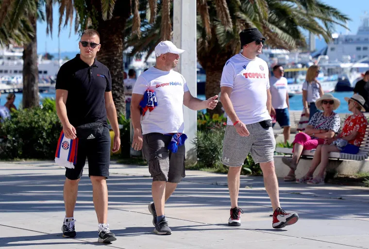 Ljubav prema Hajduku ne poznaje granice: Na derbi se ide i sa &scaron;takama