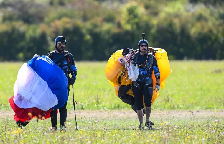 Akrobacije, Rafalei i ovacije: Pogledajte zračni spektakl u Lučkom koji je odu&scaron;evio posjetitelje