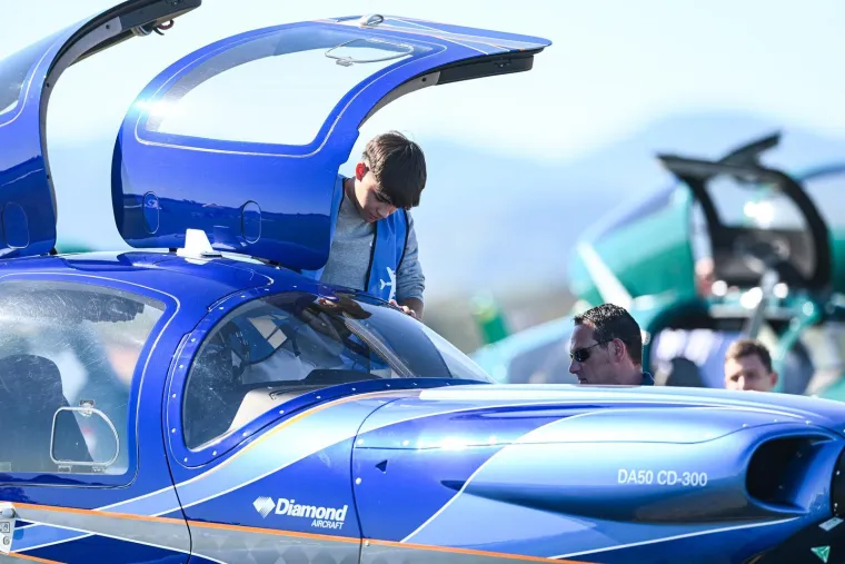 Akrobacije, Rafalei i ovacije: Pogledajte zračni spektakl u Lučkom koji je odu&scaron;evio posjetitelje