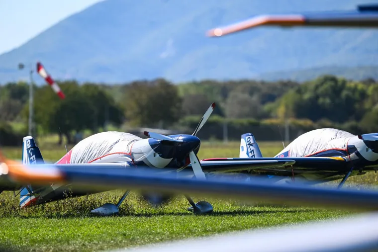 Akrobacije, Rafalei i ovacije: Pogledajte zračni spektakl u Lučkom koji je odu&scaron;evio posjetitelje