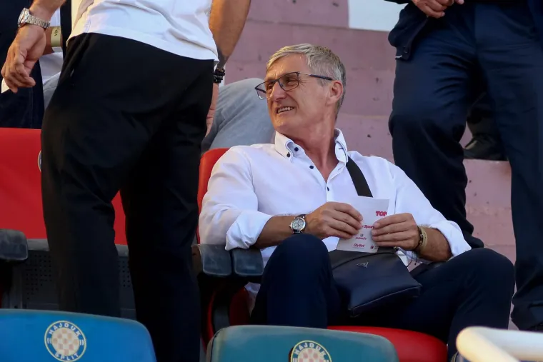 Boban snimljen s bivšim izbornikom hrvatske reprezentacije, evo u čijem društvu gleda derbi