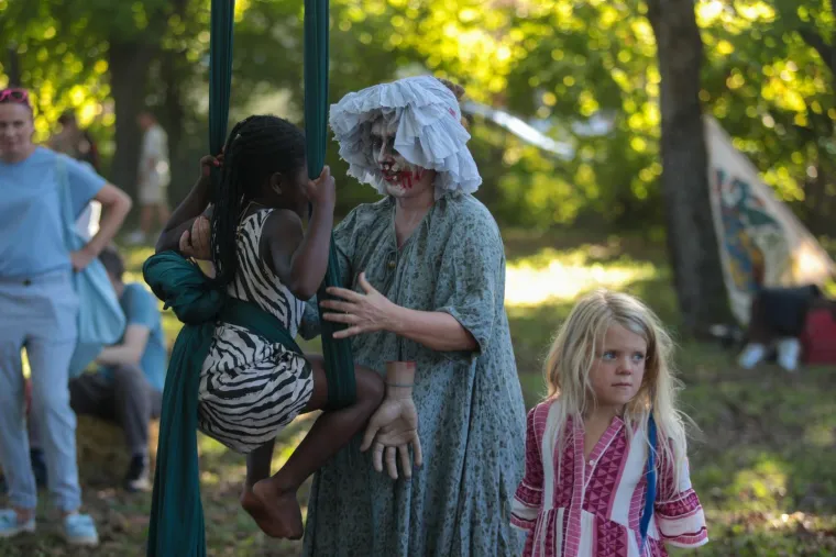 Jezivi svijet lanaca i bajki: Perunfest u znaku Krampusa donio mračnu bajku u Lomnicu