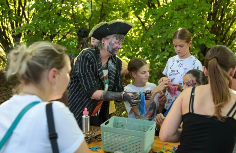 Jezivi svijet lanaca i bajki: Perunfest u znaku Krampusa donio mračnu bajku u Lomnicu
