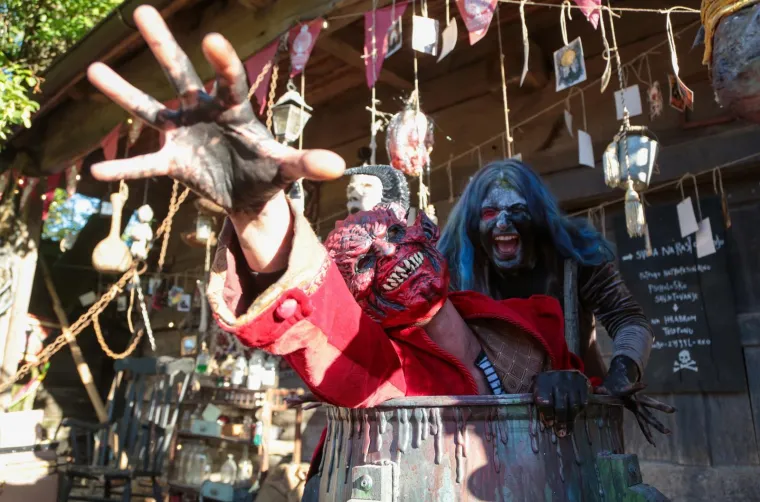 Jezivi svijet lanaca i bajki: Perunfest u znaku Krampusa donio mračnu bajku u Lomnicu