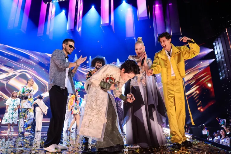 Putin zabranio perverzije na Interviziji, a odu&scaron;evit ćete se kad vidite kako izgleda srpski predstavnik