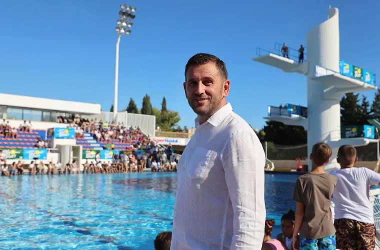 Antonio Plazibat napravio vratolomiju na skakaonici: Pogledajte skok koji je ostavio sve bez daha