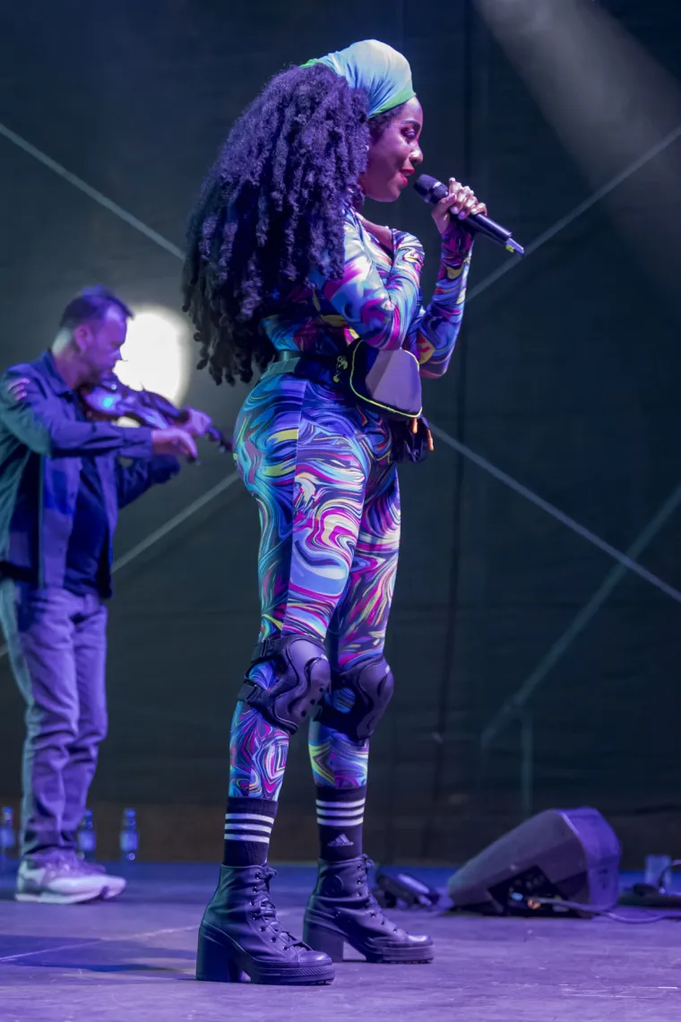 Kakve krasotice! Zbog njih mnogi su i zaboravili koncert: Dvije dame ljepotom zasjenile nastup