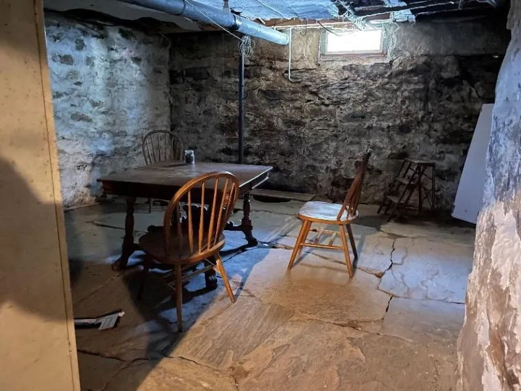 Djeluje idilično, ali je nažalost sve samo ne to: Ova kuća krije ono najjezivije što čovjek može zamisliti