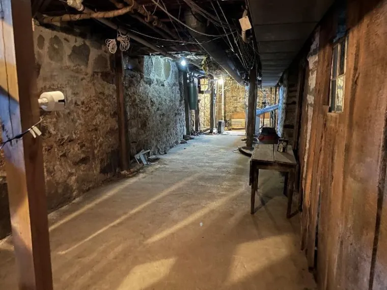 Djeluje idilično, ali je nažalost sve samo ne to: Ova kuća krije ono najjezivije što čovjek može zamisliti