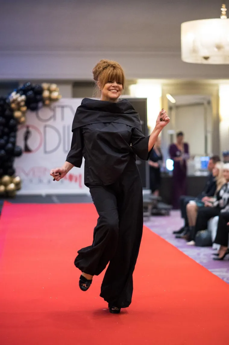 Razvela se dvaput, glumom osvojila publiku, a smrt sestre je shrvala: Ovako se mijenjala Mia Begović