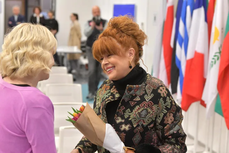 Razvela se dvaput, glumom osvojila publiku, a smrt sestre je shrvala: Ovako se mijenjala Mia Begović