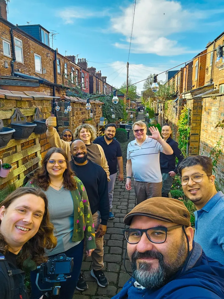 I ova je ulica bila preplavljena smećem do krova, a onda su stanari preuzeli stvar u svoje ruke i stvorili pravu oazu