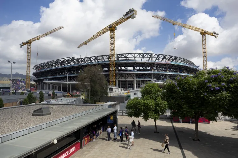 Obnova od milijardu eura: Kada će se navijači konačno vratiti na kultni stadion?