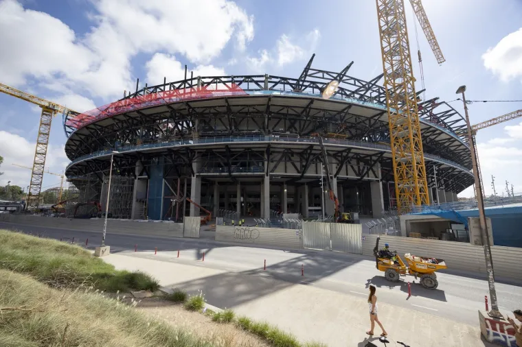 Obnova od milijardu eura: Kada će se navijači konačno vratiti na kultni stadion?