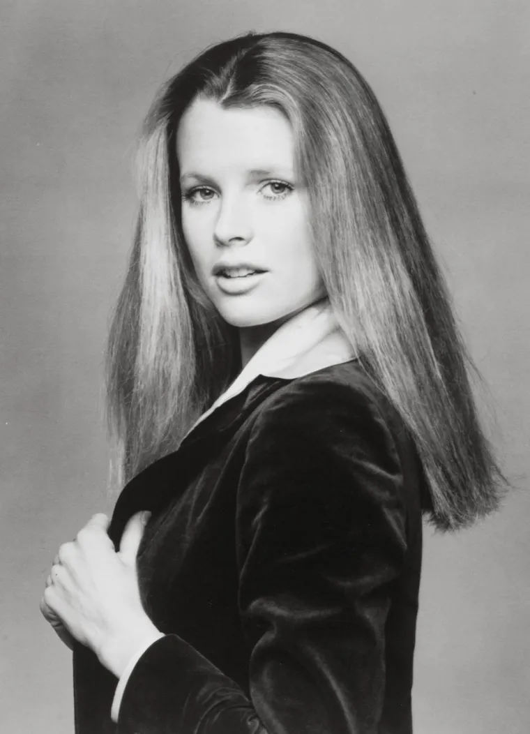 Plastične operacije su je uništile? Mnogi pričaju o 'neprepoznatljivom' licu Kim Basinger