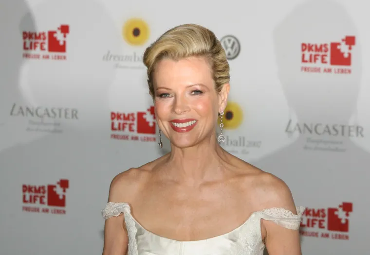 Plastične operacije su je uništile? Mnogi pričaju o 'neprepoznatljivom' licu Kim Basinger