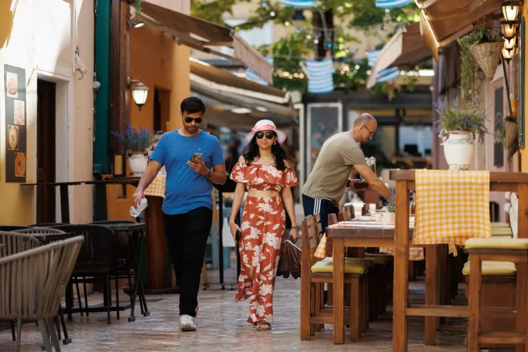 Ma kakva jesen: Zadranke prošetale u haljinicama i privlačile poglede slučajnih prolaznika