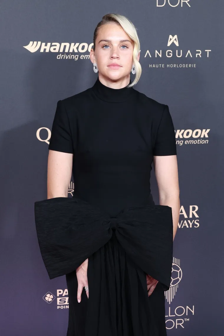 Stigla nogometna elita: Tko su ljepotice koje su ove godine prošetale crvenim tepihom?