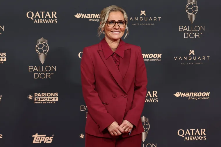 Stigla nogometna elita: Tko su ljepotice koje su ove godine prošetale crvenim tepihom?