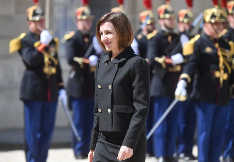 Prva žena na čelu Moldavije nikad se nije udavala jer je predana borbi, a vozi 'skromnu' Toyotu