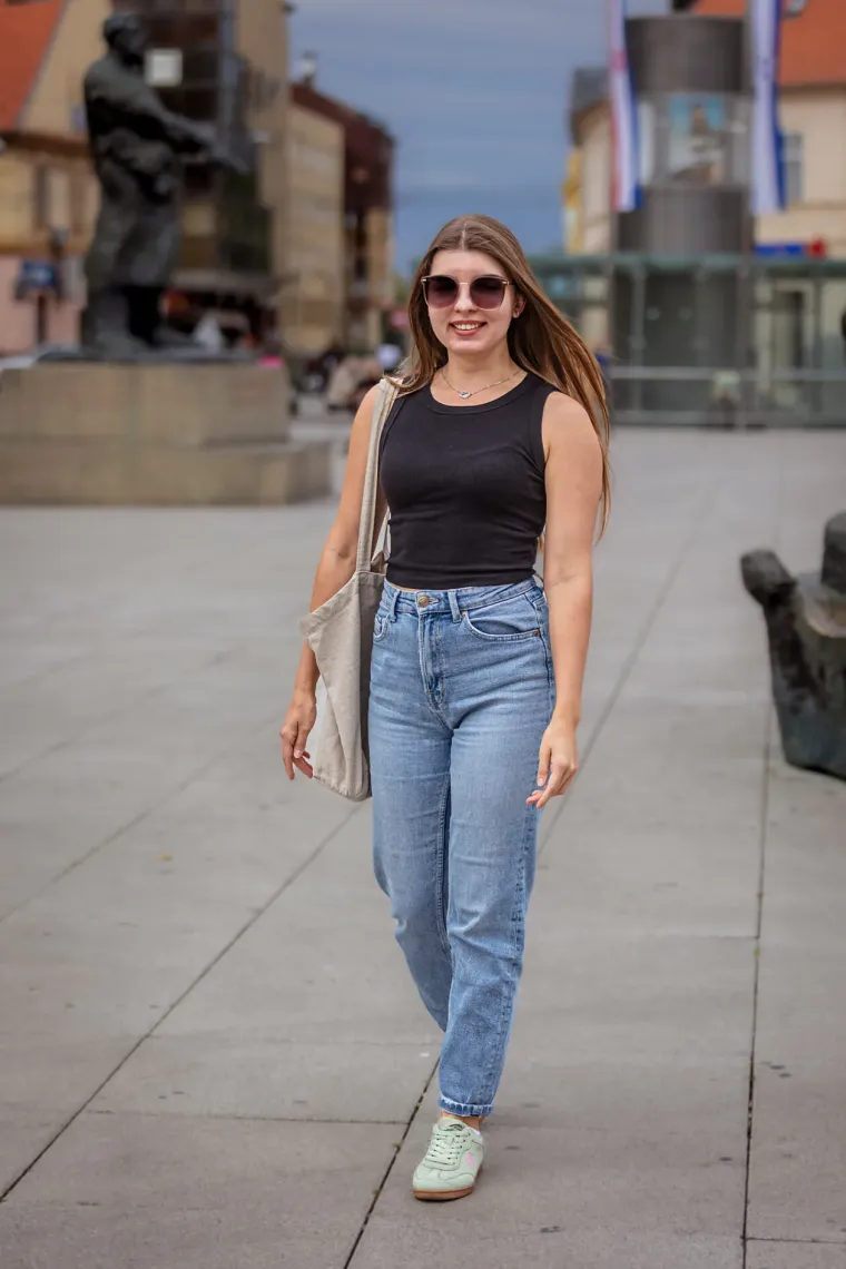 Plavokose djevojke kao s modne piste: Za njima su se okretale glave, ne zna se koja je ljep&scaron;a