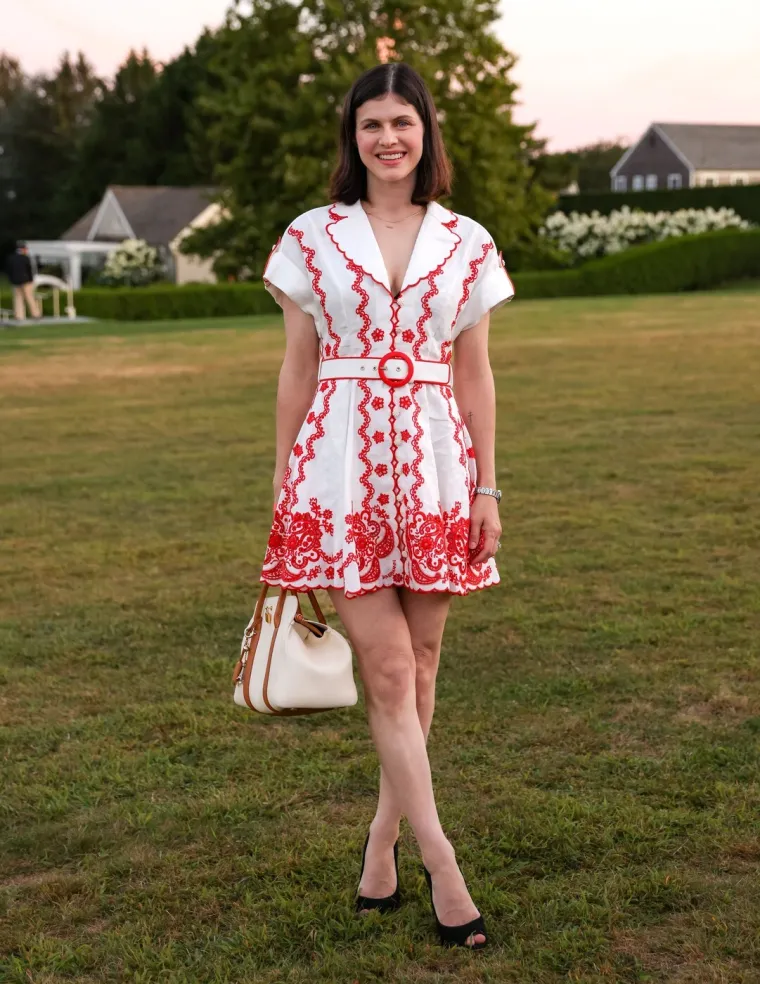 Ljepotica prodornih plavih očiju mogla je imati koga god je htjela, a ljubi 17 godina starijeg