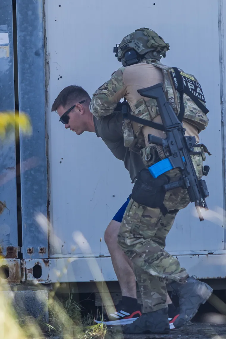 Borba prsa u prsa, helikopteri i specijalci: Pogledajte akcijske scene iz susjedstva