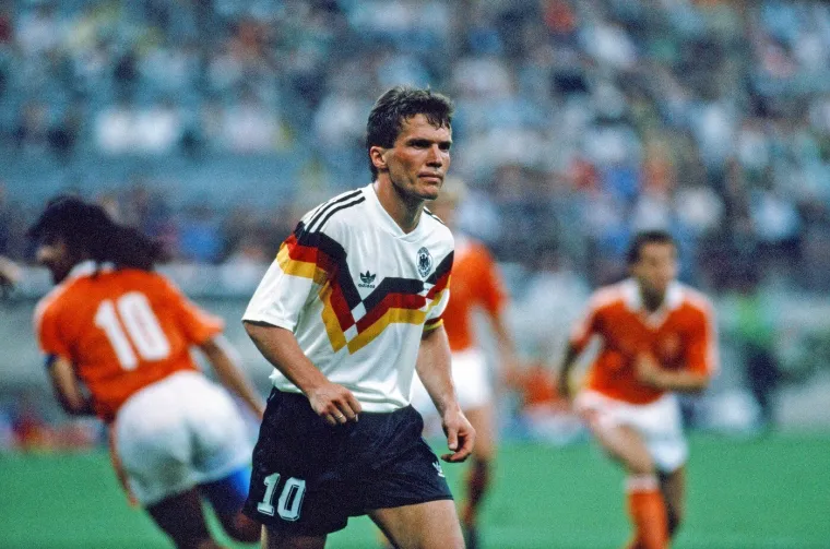 Legendarni Nijemac (64) osvanuo u Parizu s 26-godišnjom manekenkom: 'Ja sam vrlo normalan muškarac'