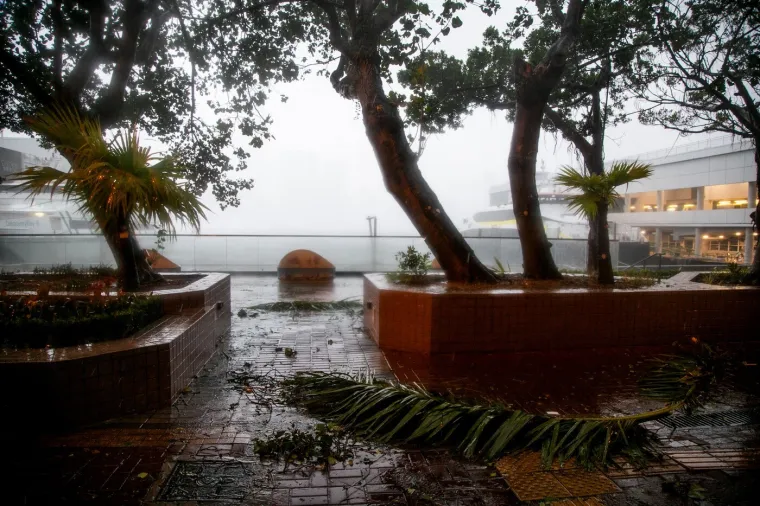 Supertajfun s vjetrovima od 200 na sat i bujičnim poplavama nosi sve pred sobom: Raste broj mrtvih