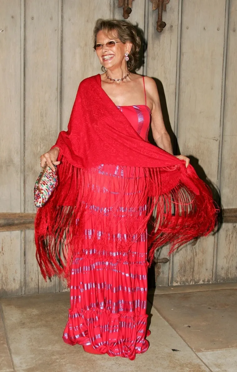 Oti&scaron;la je filmska legenda: Evo kako se Claudia Cardinale mijenjala kroz desetljeća